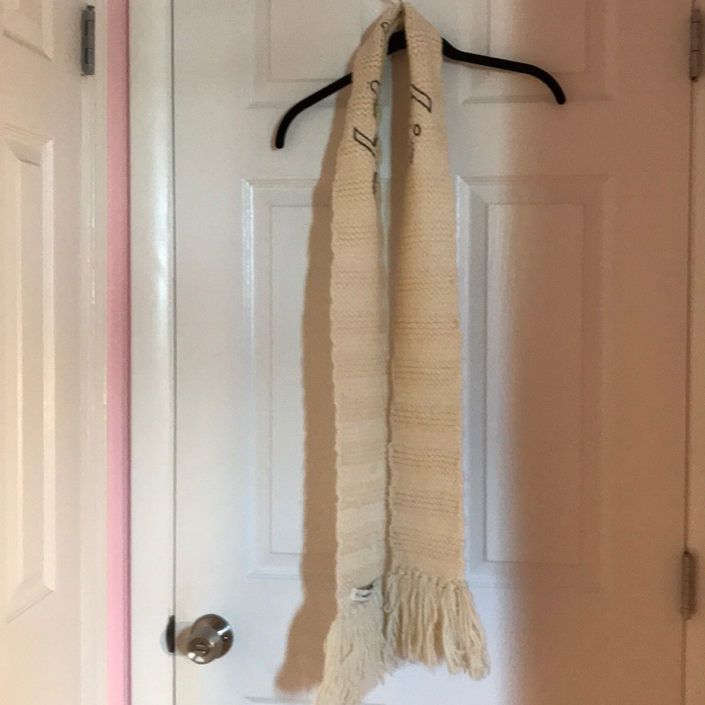 Abercrombie Scarf